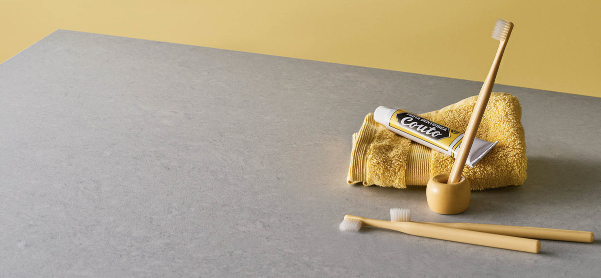 CAESARSTONE FLANNEL GREY QUARTZ