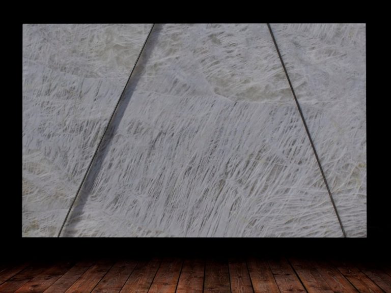 CRISTALLO PRECIOUS QUARTZITE