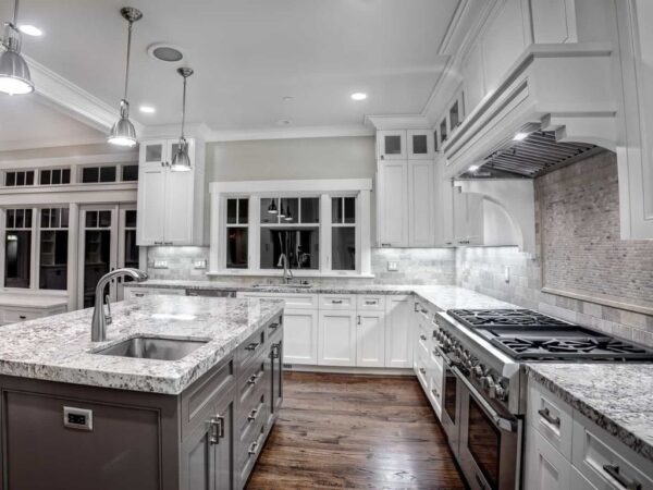 Bianco Antico Granite Kitchen Countertops with Granite Island
