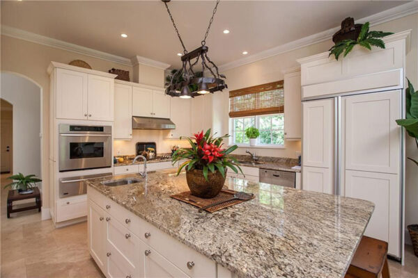 Bianco Antico Scuro Granite Kitchen