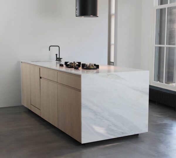 Bianco Lasa Fantastico Marble Kitchen