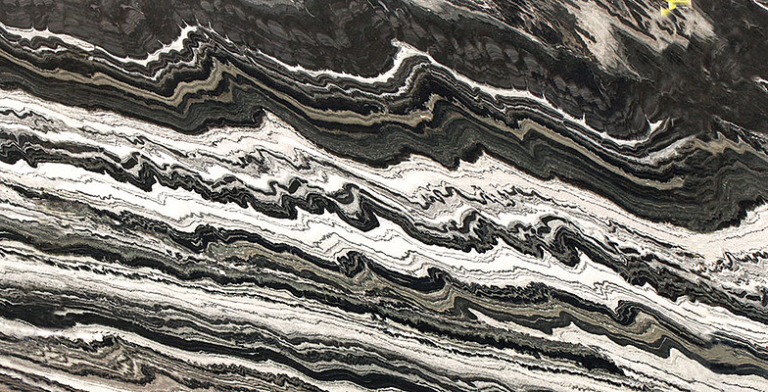 Black Lightning Granite Slab