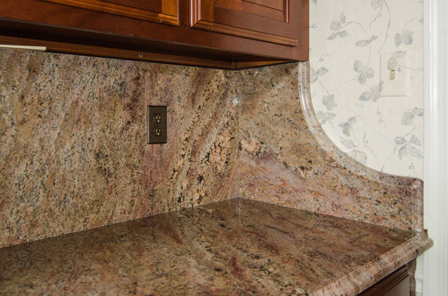 Crema Bordeaux Granite Counter
