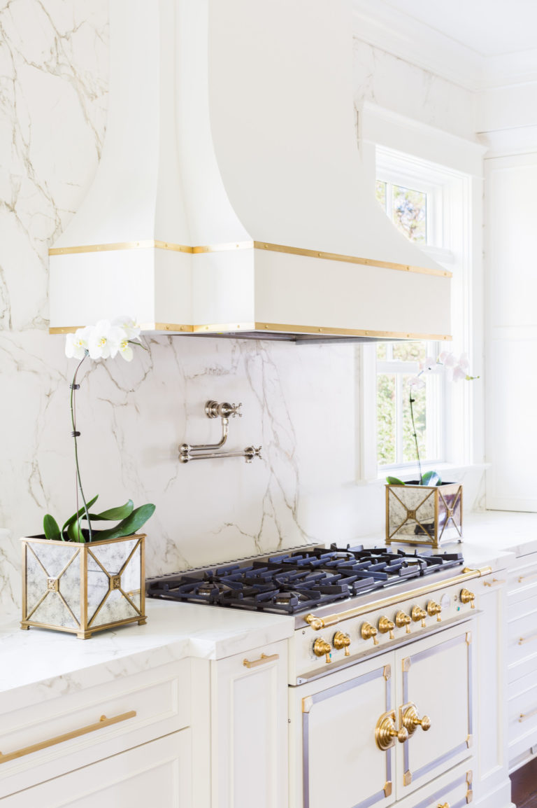 Entzo Kitchen Backsplash