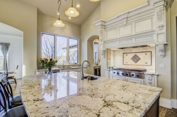 Giallo Avai Hawaii Snow Fall Granite Kitchen1