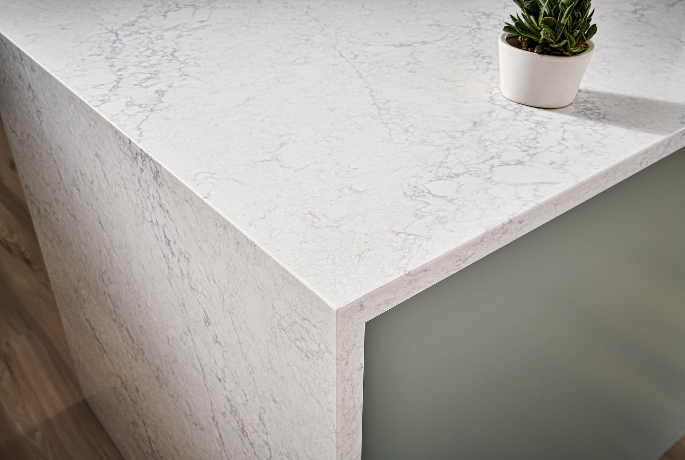 Karis LG Viatera Quartz Kitchen Countertops