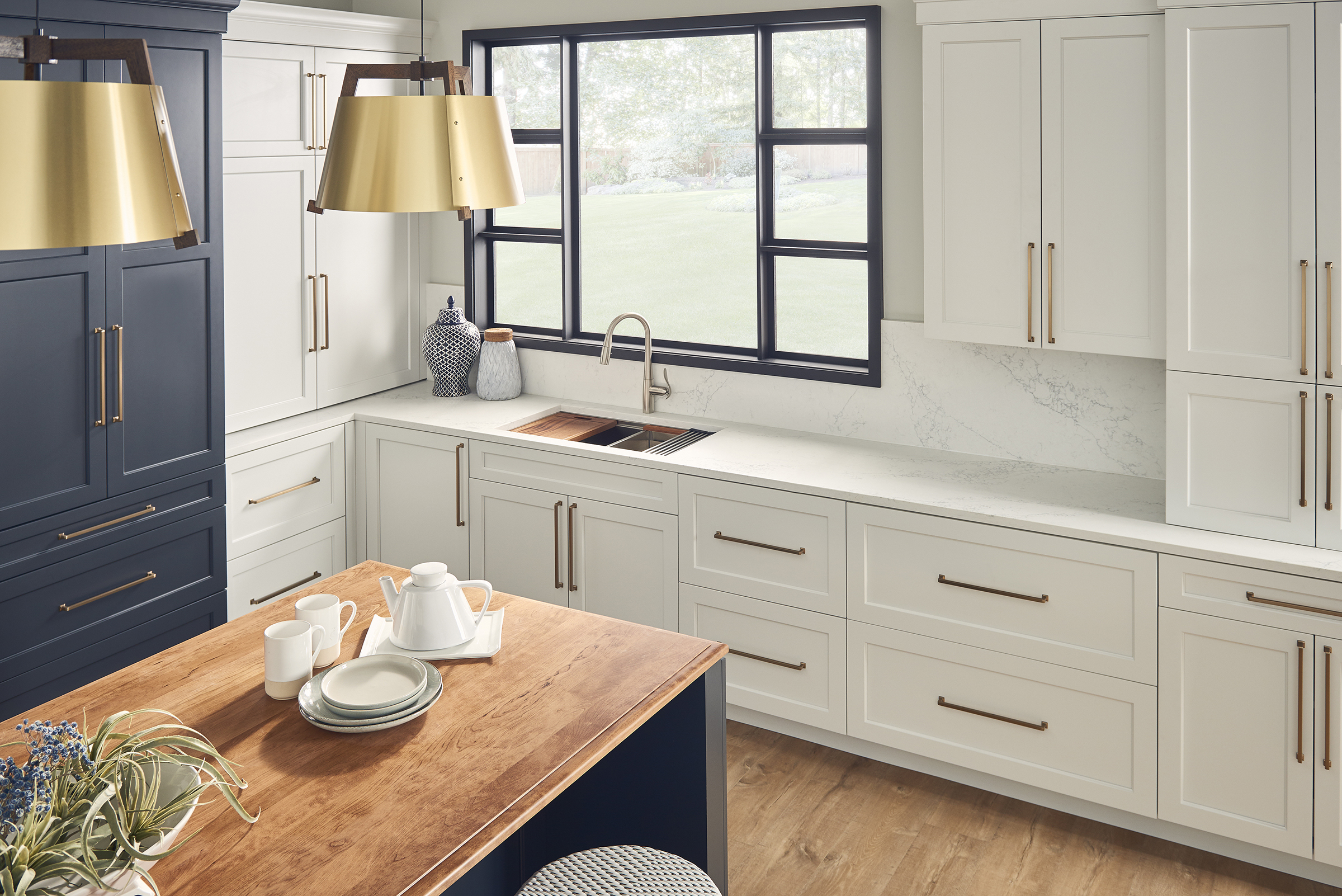 Muse LG Viatera Quartz Kitchen Backsplash Countertops