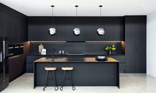 Negro Tebas Silestone Quartz Kitchen1
