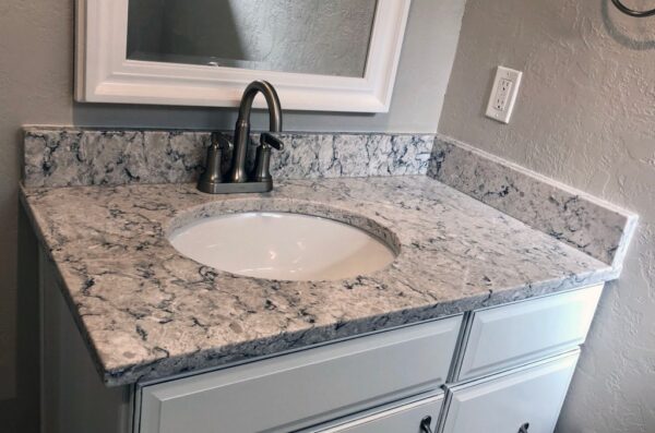 Pietra Silestone Quartz Bathroom3