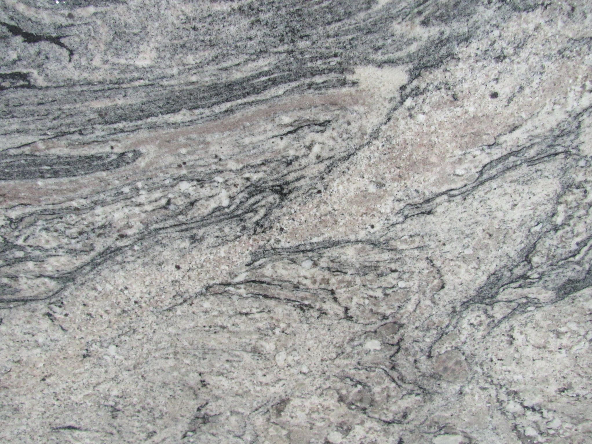 Piracema White Leather : Polished Granite