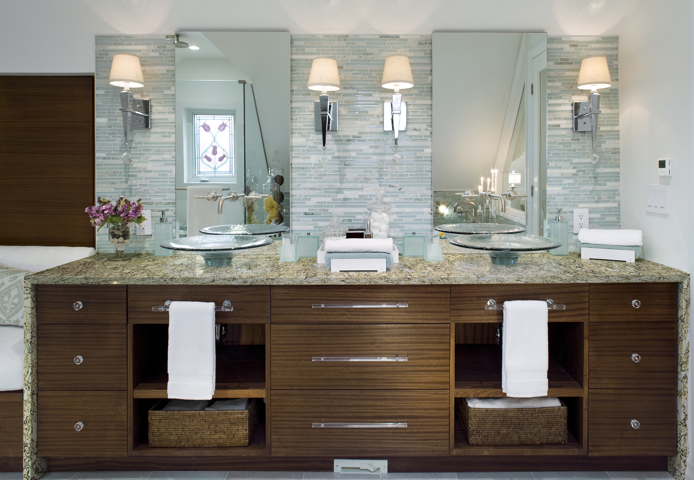 Symphony LG Viatera Quartz Bathroom